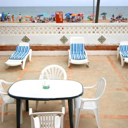 1ª Linea Playa Villa *